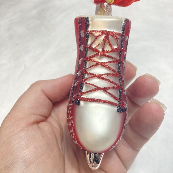 Waterford Holiday Heirloom Ice Dancing Skates Pair Glass Ornaments 144271 w Box - Picture 10 of 13